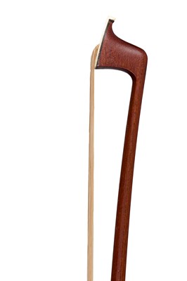 Lot 4 - A Gold-Mounted Violin Bow by Arnold Voigt